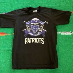 New England Patriots Pro Athletic t shirt-SZ L
Pit to pit 21”
Length 28”
W1